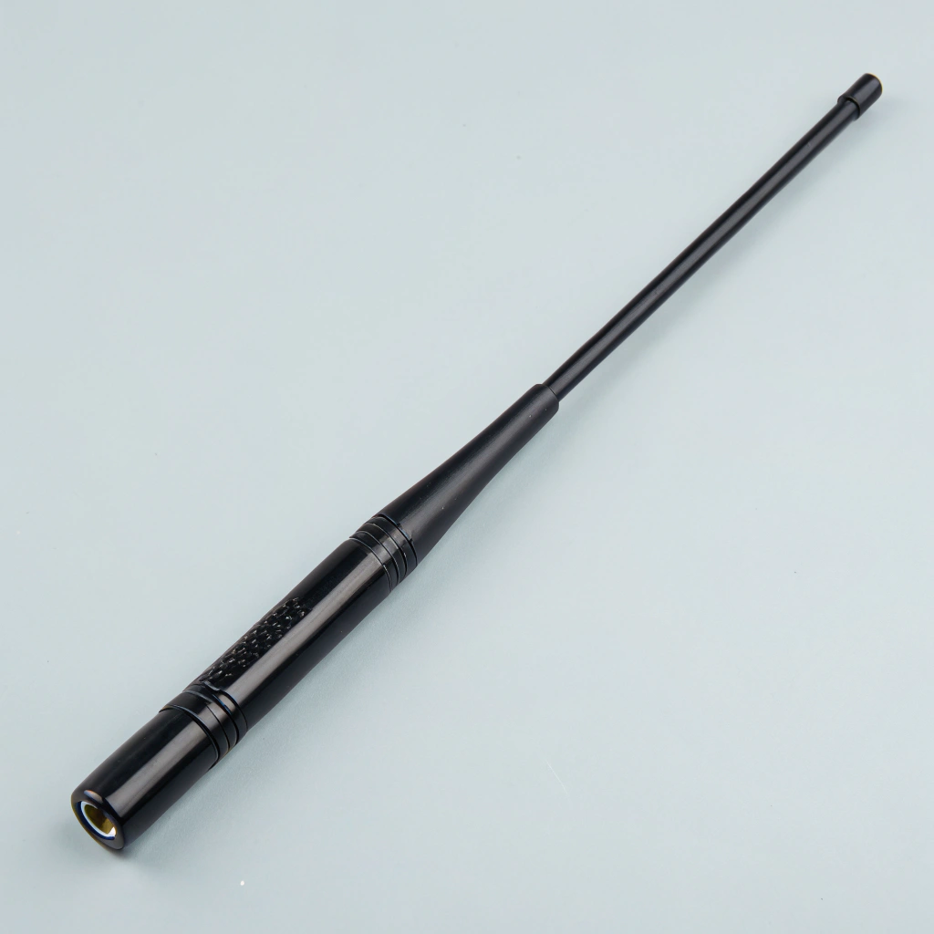 Heavy-duty radio antenna hardware